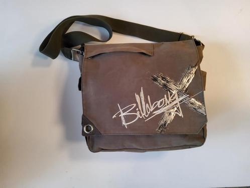 Schoudertas van BILLABONG. Taupe met geborduurde opdruk., Sieraden, Tassen en Uiterlijk, Tassen | Schoudertassen, Gebruikt, Ophalen of Verzenden