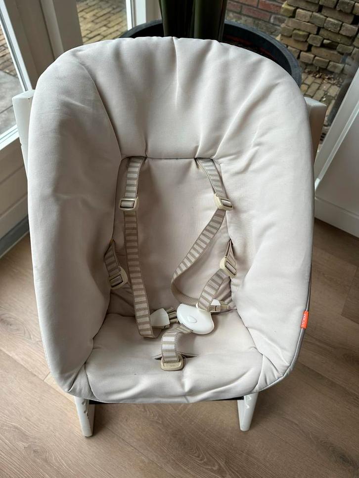 Tripp Trapp Newborn Set voor 40 euro!, Kinderen en Baby's, Kinderstoelen, Zo goed als nieuw, Meegroeistoel, Gordel(s), Ophalen