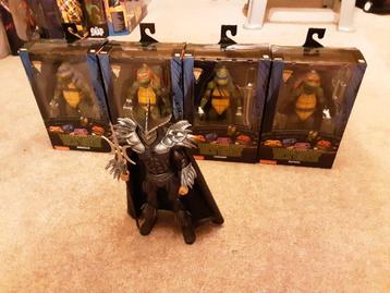 NECA TMNT Turtles + Shredder Dark Versie beschikbaar voor biedingen