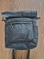 Tommy Hilfiger Rolltop Rugzak - Zo goed als nieuw!, Sieraden, Tassen en Uiterlijk, Tassen | Rugtassen, Overige merken, 25 tot 40 cm