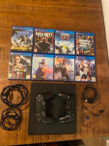 Playstation 4 SLIM - 1TO - 2 controllers beschikbaar voor biedingen