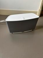 SONOS PLAY 5 (gen 1 / S1 / Wit) met muurbeugel, Audio, Tv en Foto, Luidsprekers, Ophalen of Verzenden, Zo goed als nieuw, Front, Rear of Stereo speakers