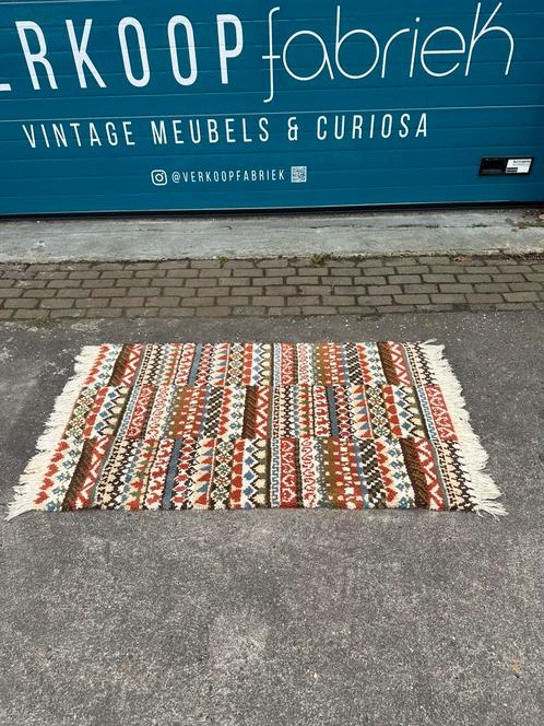 Vintage tapijt kleed c, Huis en Inrichting, Stoffering | Tapijten en Kleden, Gebruikt, Rechthoekig, Ophalen