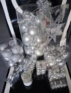 Zilverkleurige kerst ballen & piek, Diversen, Ophalen of Verzenden, Zo goed als nieuw