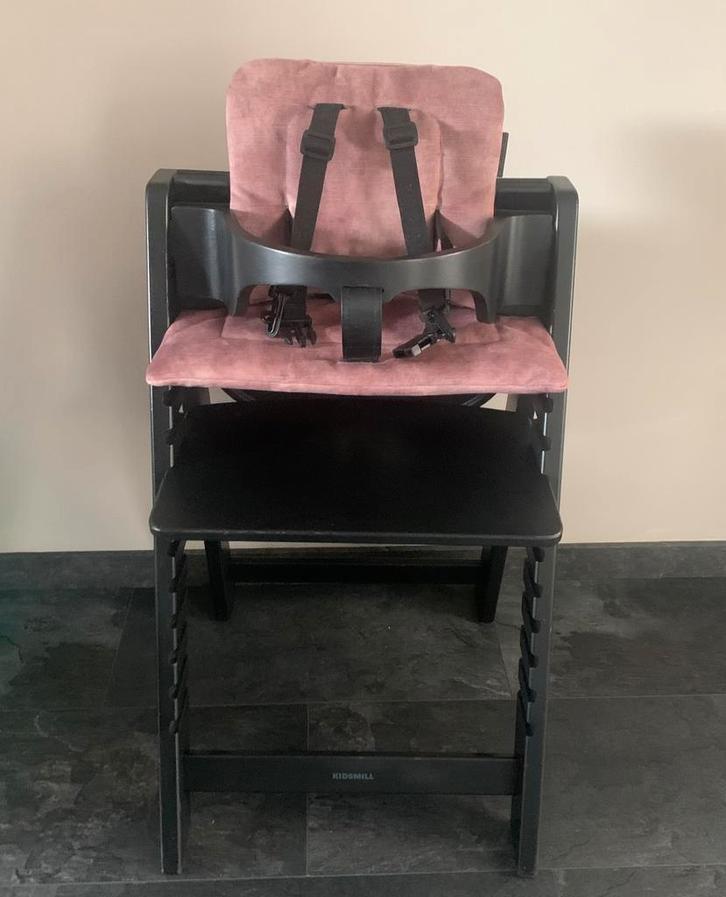 Kidsmill meegroeistoel zwart – Up! E6 + accessoires, Kinderen en Baby's, Kinderstoelen, Zo goed als nieuw, Meegroeistoel, Ophalen