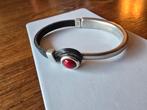 Qoss Eva Armband met Rode Steen - Leer & Edelstaal, Zwart, Nieuw, Leer, Ophalen of Verzenden