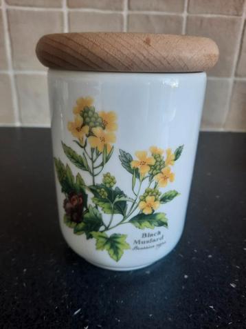 Royal Worchester bewaarpot met houten luchtdicht deksel beschikbaar voor biedingen