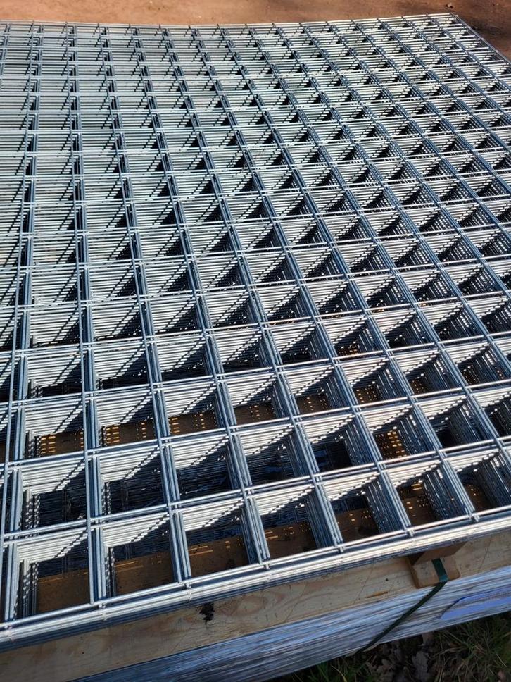 10x10cm gaaspanelen 180x180cm 4mm dik thermisch verzinkt, Tuin en Terras, Gaas en Draad, Nieuw, Gaas, 20 meter of meer, Ophalen