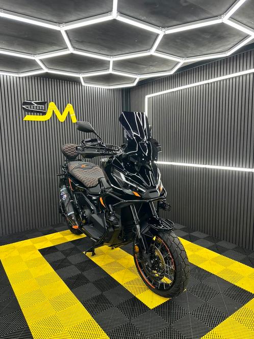 HONDA X-ADV 750 CUSTOMIZING BEUGELS ZADELS UITLATEN, Motoren, Tuning en Styling, Ophalen