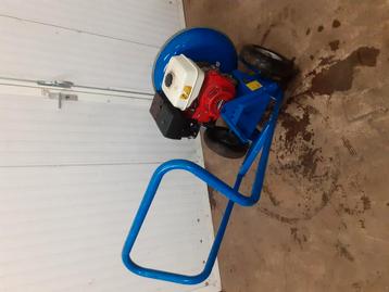 Krachtige 9pk Bladblazer beschikbaar voor biedingen