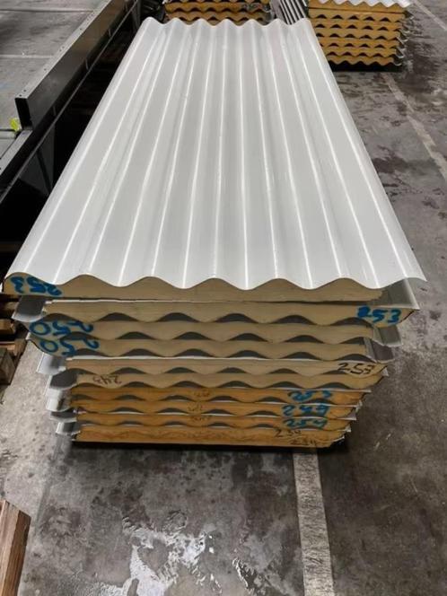 sandwichpanelen dak / Isolatiepanelen dak / PIR isolatie, Doe-het-zelf en Verbouw, Isolatie en Afdichting, Zo goed als nieuw, Dakisolatie