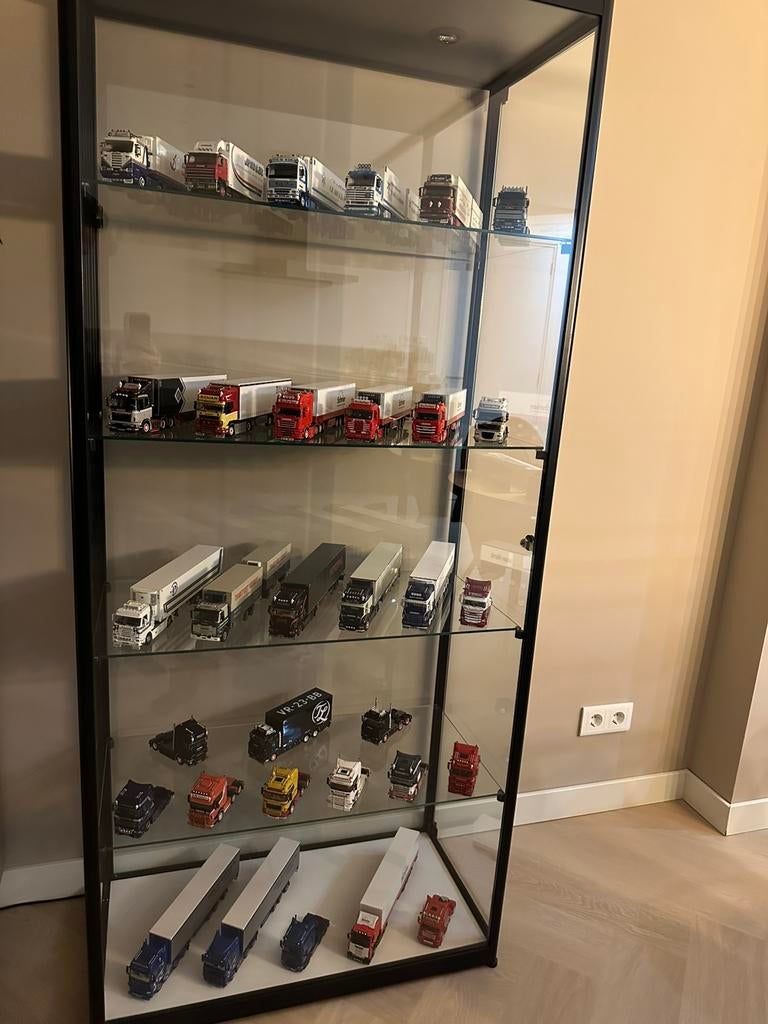 Vitrine kast, Huis en Inrichting, Kasten | Vitrinekasten, Ophalen, 50 tot 100 cm, Zo goed als nieuw, 150 tot 200 cm