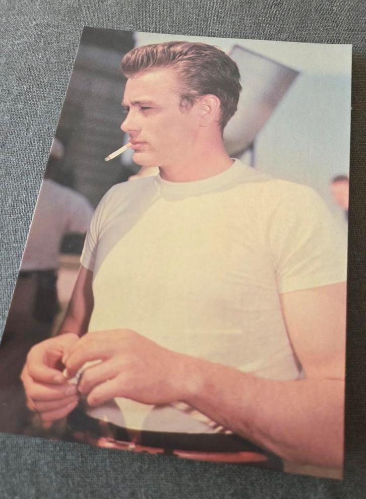 James Dean, Verzamelen, Ansichtkaarten | Themakaarten, Ongelopen, 1940 tot 1960, Sterren en Beroemdheden, Verzenden