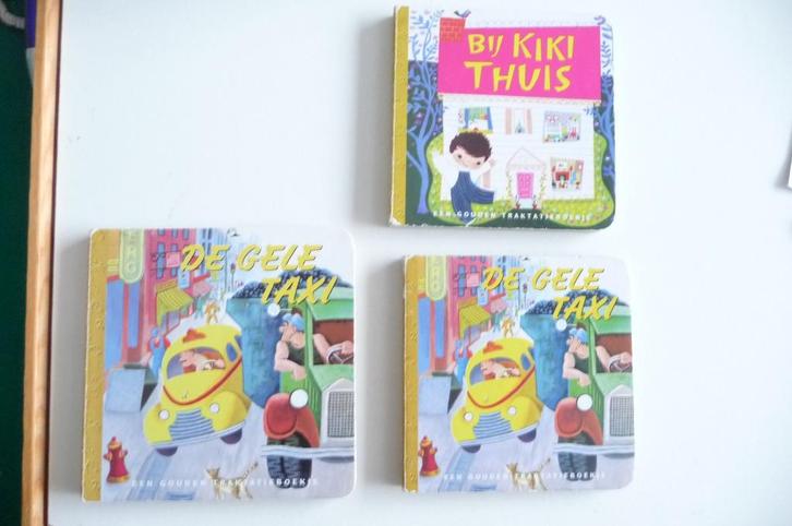 GOUDEN TRAKTATIE BOEKJE 10,5CM 2 VAN 9 CM EN 9 MINIBOEKJES, Boeken, Kinderboeken | Kleuters, Zo goed als nieuw, Fictie algemeen