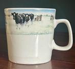 Wiebe van der Zee: ‘Bij de pinken’ - mokje, Huis en Inrichting, Nieuw, Ophalen of Verzenden, Overige stijlen, Kop(pen) en/of Schotel(s)