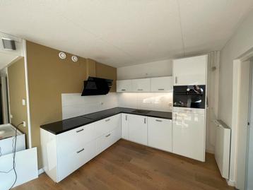 IKEA Keuken ringhult - hoogglans - incl apparatuur beschikbaar voor biedingen