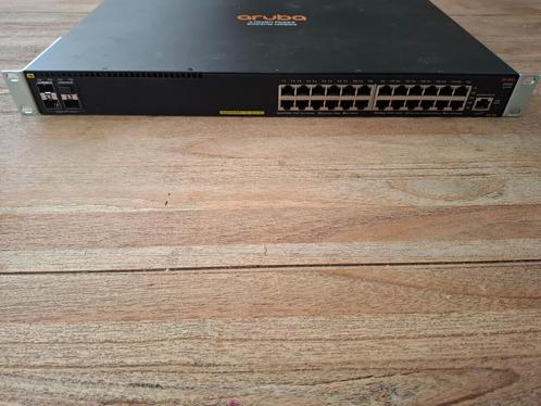 Aruba 2930F JL225A POE gigabit switch, Computers en Software, Netwerk switches, Gebruikt, Ophalen of Verzenden