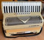 Accordion uit Italië van A.Menghini & Figli. Ca 60 jaar oud., Muziek en Instrumenten, Accordeons, Gebruikt, 120-bas, Met riemen
