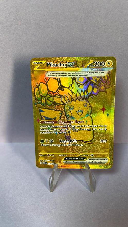 Pikachu ex Gold Prismatic Evolutions 179/131, Hobby en Vrije tijd, Verzamelkaartspellen | Pokémon, Zo goed als nieuw, Losse kaart
