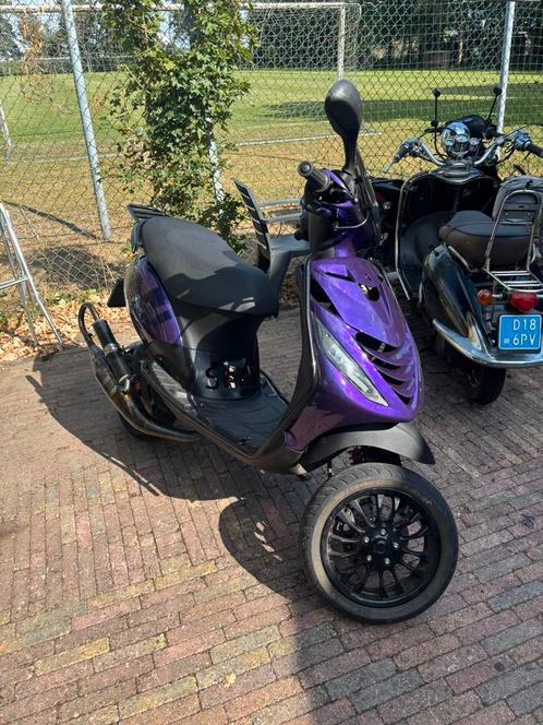 Piaggio zip 172cc A1, Fietsen en Brommers, Scooters | Piaggio, Zo goed als nieuw, Zip, Ophalen