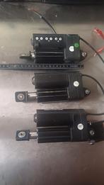 Lineaire Actuator 24V 50mm slag, Hobby en Vrije tijd, Ophalen of Verzenden, Zo goed als nieuw