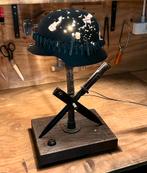 UPDATE Duitse helm lamp ww2k98 bajonet munitie militaria wo2, Ophalen of Verzenden, Landmacht, Duitsland, Helm of Baret