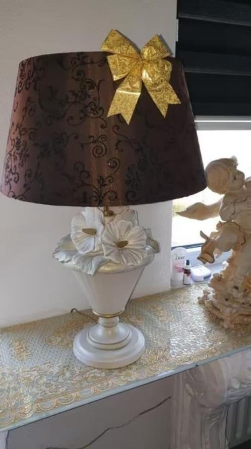 DESIGH LAMPEN 2 STUKS MET RONDE KAPPEN, Huis en Inrichting, Lampen | Tafellampen, Zo goed als nieuw, Minder dan 50 cm, Ophalen of Verzenden