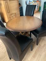 Houten eettafel met 4 bruine  stoelen, Ophalen of Verzenden, Gebruikt, Minder dan 4 stoelen