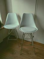 Witte pvc barkrukken, met Chrome onderkant en skai bekleding, Ophalen, Met voetsteun, Zo goed als nieuw, 2 krukken