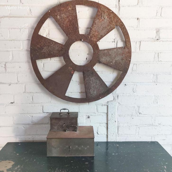 Oude Beamont geld kist stalen kist kistje geldkist, Antiek en Kunst, Curiosa en Brocante, Ophalen of Verzenden