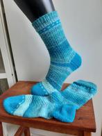Handgebreide wollen sokken, blauw/groen, maat 39/41 - NIEUW, Nieuw, Blauw, Ophalen of Verzenden, Sokken en Kniesokken