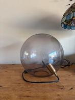 Glazen bol lamp van rookglas, Huis en Inrichting, Ophalen, Zo goed als nieuw, Minder dan 50 cm