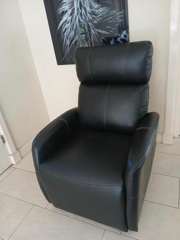 NEW LEDER STRESSLESS RELAXBANK Comfortable  beschikbaar voor biedingen