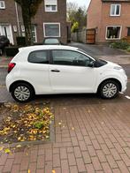Citroën C1 1.0 E-vti 68 3-DRS 2015 Wit, Voorwielaandrijving, 4 stoelen, Wit, 24 km/l