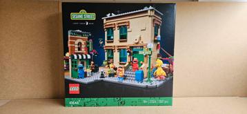 Lego 21324 sesame street  beschikbaar voor biedingen