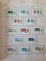Egypte: mi. 913/63. Vlaggen. Complete serie MET PLAKKER., Postzegels en Munten, Postzegels | Afrika, Egypte, Ophalen of Verzenden