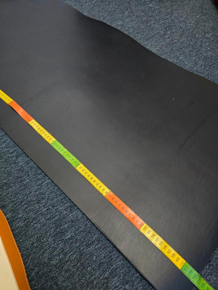 Donkerblauw Tuigleer - Riemleer, Hobby en Vrije tijd, Stoffen en Lappen, Nieuw, Leer of Kunstleer, 30 tot 120 cm, 30 tot 200 cm