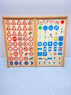 Vintage verkeersborden puzzel, Ophalen of Verzenden, Gebruikt
