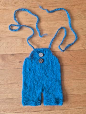 Hele set met newborn props/wraps.  beschikbaar voor biedingen