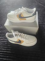 Witte Nike Air Force 1 low maat 38 nieuw Sneakers, Ophalen, Wit, Nike, Nieuw