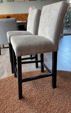 Mooie set van 2 grijze barkrukken, Huis en Inrichting, Barkrukken, Ophalen, Met voetsteun, 60 tot 90 cm, Zo goed als nieuw