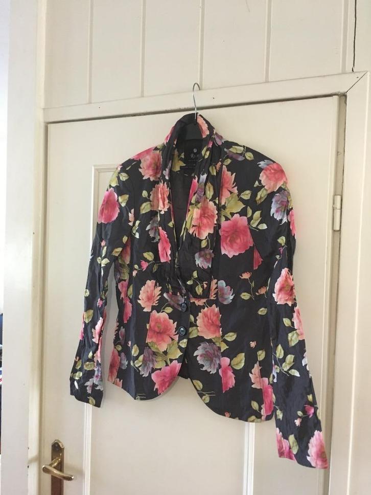 Elegante groen paars zwart gebloemd jasje van Ro-zu, maat 40, Kleding | Dames, Jasjes, Kostuums en Pakken, Zo goed als nieuw, Jasje