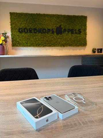 iPhone 16 Pro Max 256GB Natural Titanium | als nieuw beschikbaar voor biedingen