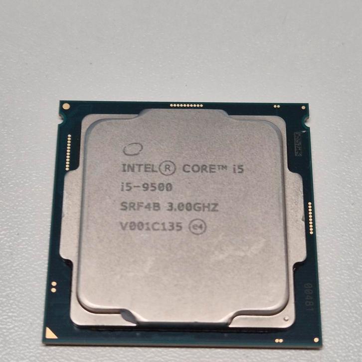 Intel Core i5-9500 Socket 1151 processor, Computers en Software, Processors, Gebruikt, 6-core, 3 tot 4 Ghz, Verzenden