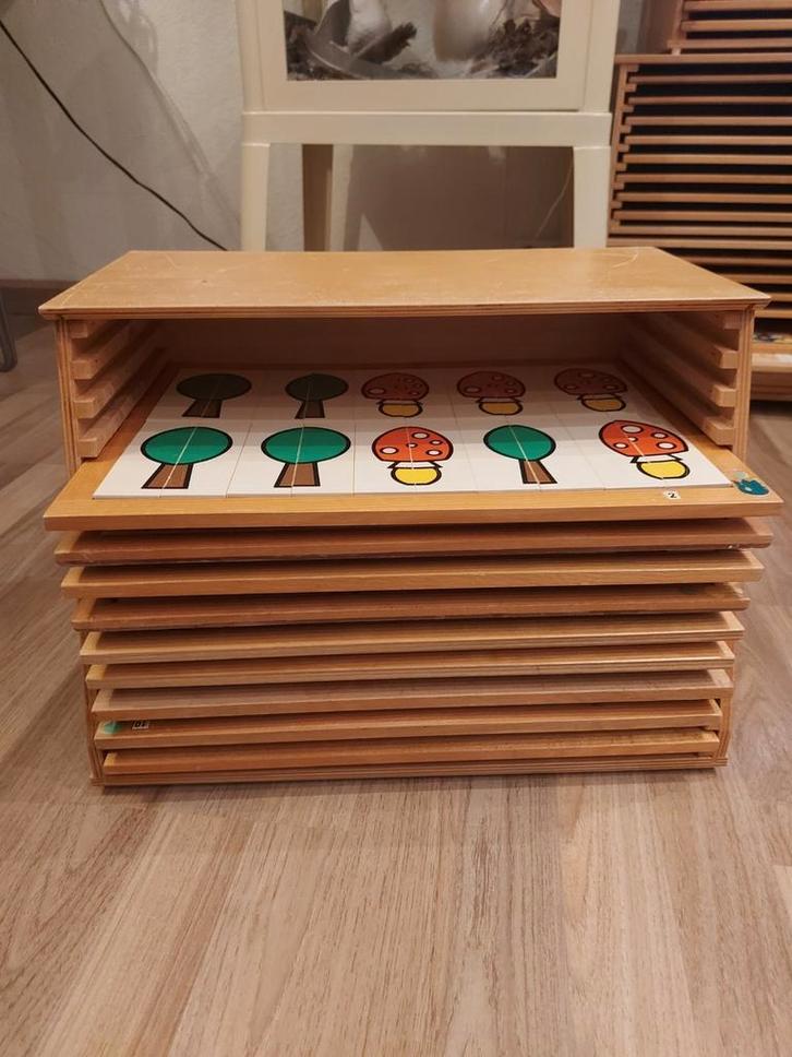 Vintage Rolf kastje met educatieve werkjes, puzzels school, Kinderen en Baby's, Speelgoed | Educatief en Creatief, Gebruikt, Ophalen
