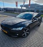 Volvo V60 T4 190pk Geartronic 2020 Zwart, Auto's, Volvo, 1800 kg, Zwart, 1969 cc, Leder en Stof