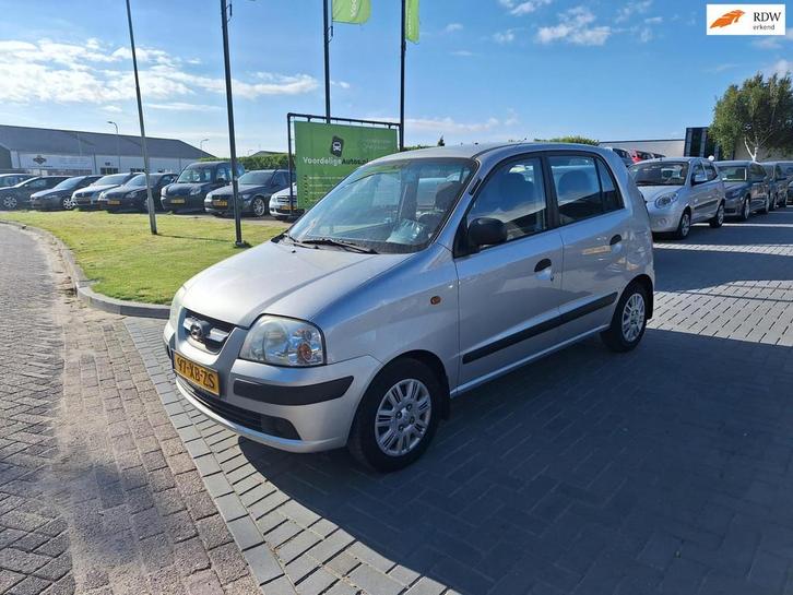 Hyundai Atos 1.1i Active Cool / IJSKOUDE AIRCO / APK maart 2, Auto's, Hyundai, Bedrijf, Te koop, Atos, ABS, Airconditioning, Centrale vergrendeling