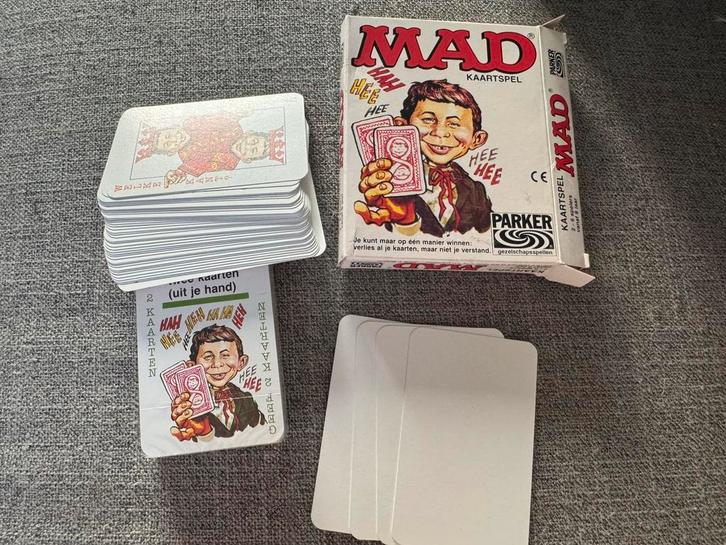 Mad Kaartspel deels nog nieuw in seal, Hobby en Vrije tijd, Gezelschapsspellen | Kaartspellen, Zo goed als nieuw, Een of twee spelers