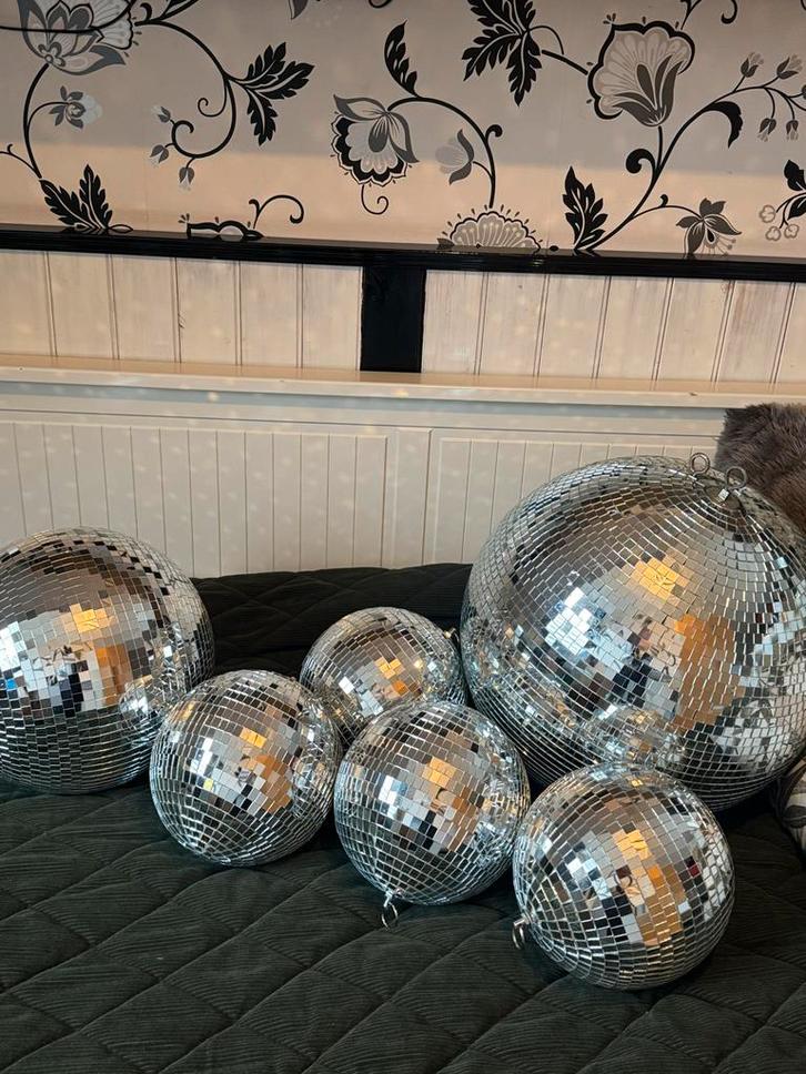 Discoballen te huur - diverse maten, Huis en Inrichting, Lampen | Hanglampen, Gebruikt, Minder dan 50 cm, Glas, Ophalen