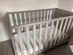 MOET WEG!! baby slaapkamer ledikant + wandplank, Gebruikt, Minder dan 70 cm, Minder dan 140 cm, Ophalen